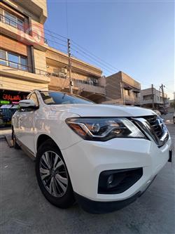 نیسان پاسفایندەر